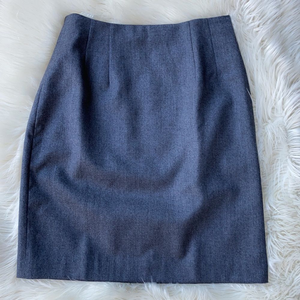 Chadwick’s Classic Grey 100% Wool Pencil Skirt  Sz 6P